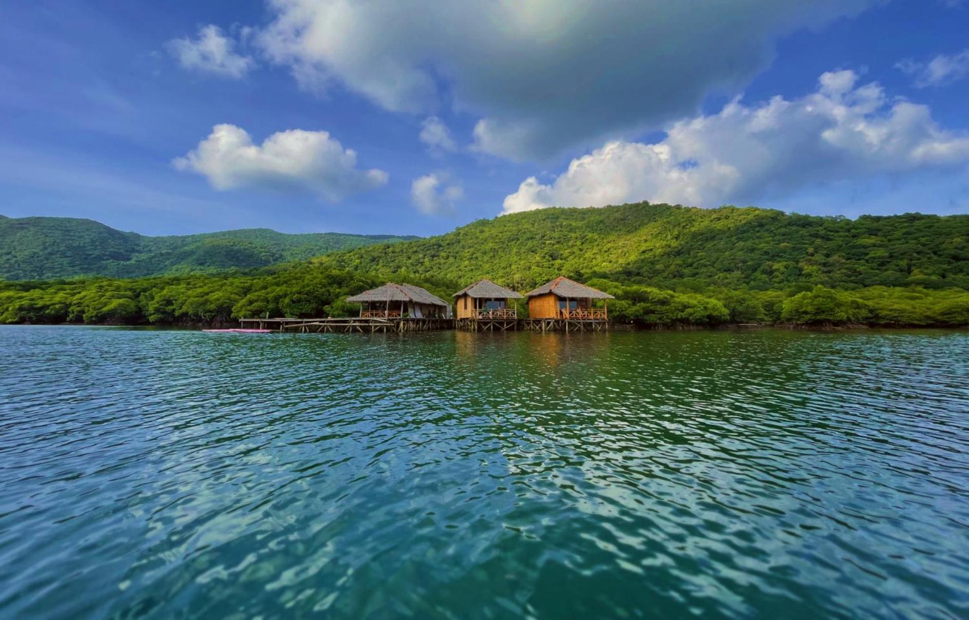 Floating Paradise Karimunjawa Exterior photo